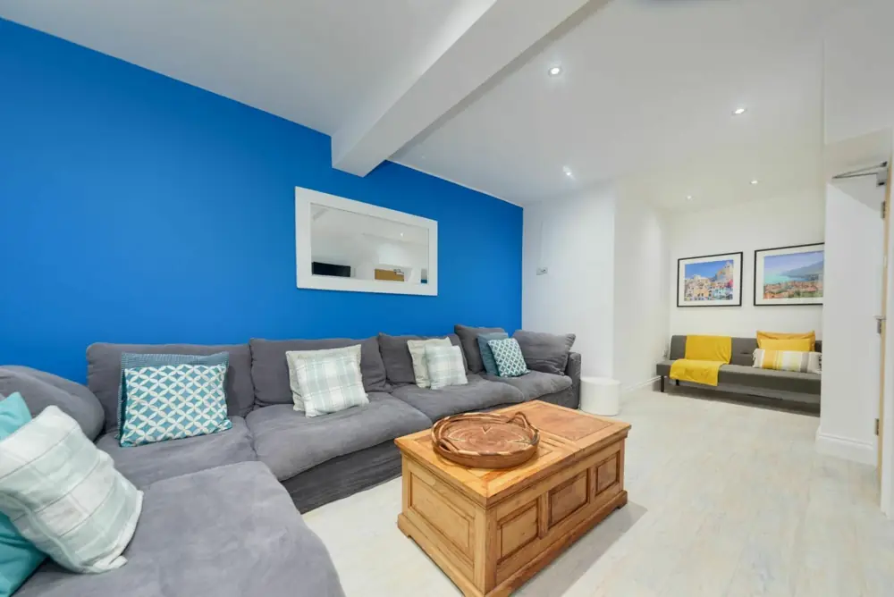 Modern 3-bedroom home near the seafront in Kemptown, photo 1