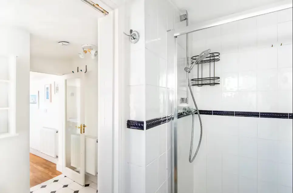 1-bedroom Kemptown flat with a private sunny garden, photo 6